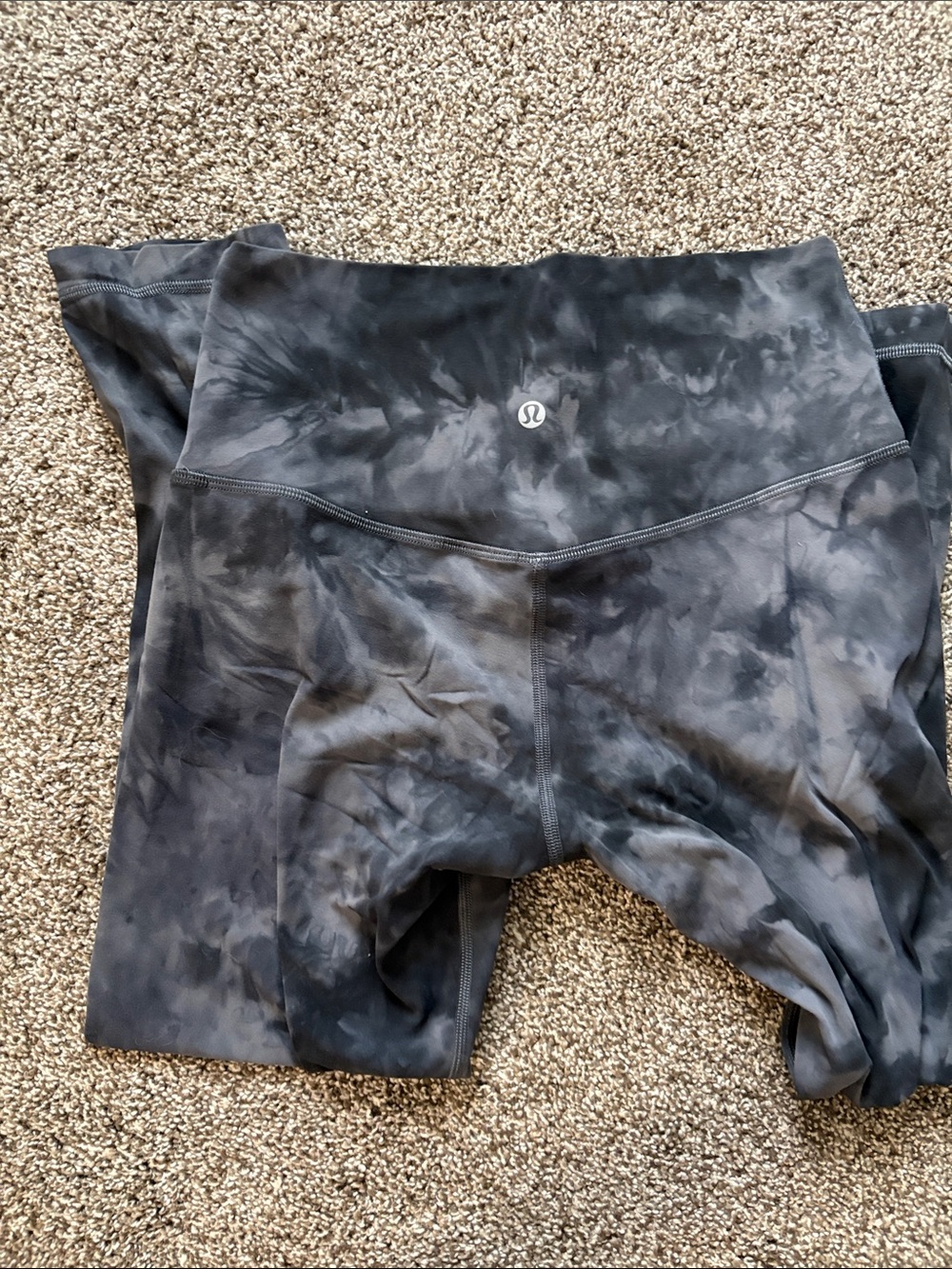Women’s Black and Gray Lululemon Align 25” Black Tie-Dye Leggings size 6